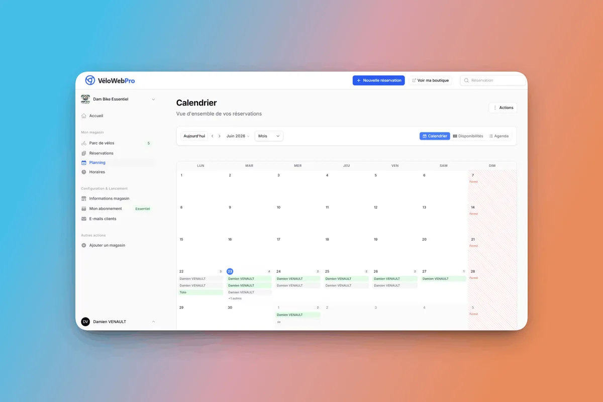 Planning de réservation de vélos — vue calendrier mensuelle du logiciel VéloWebPro