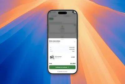 Tunnel de réservation de vélos sur iPhone — interface mobile VéloWebPro avec choix des vélos, dates et paiement